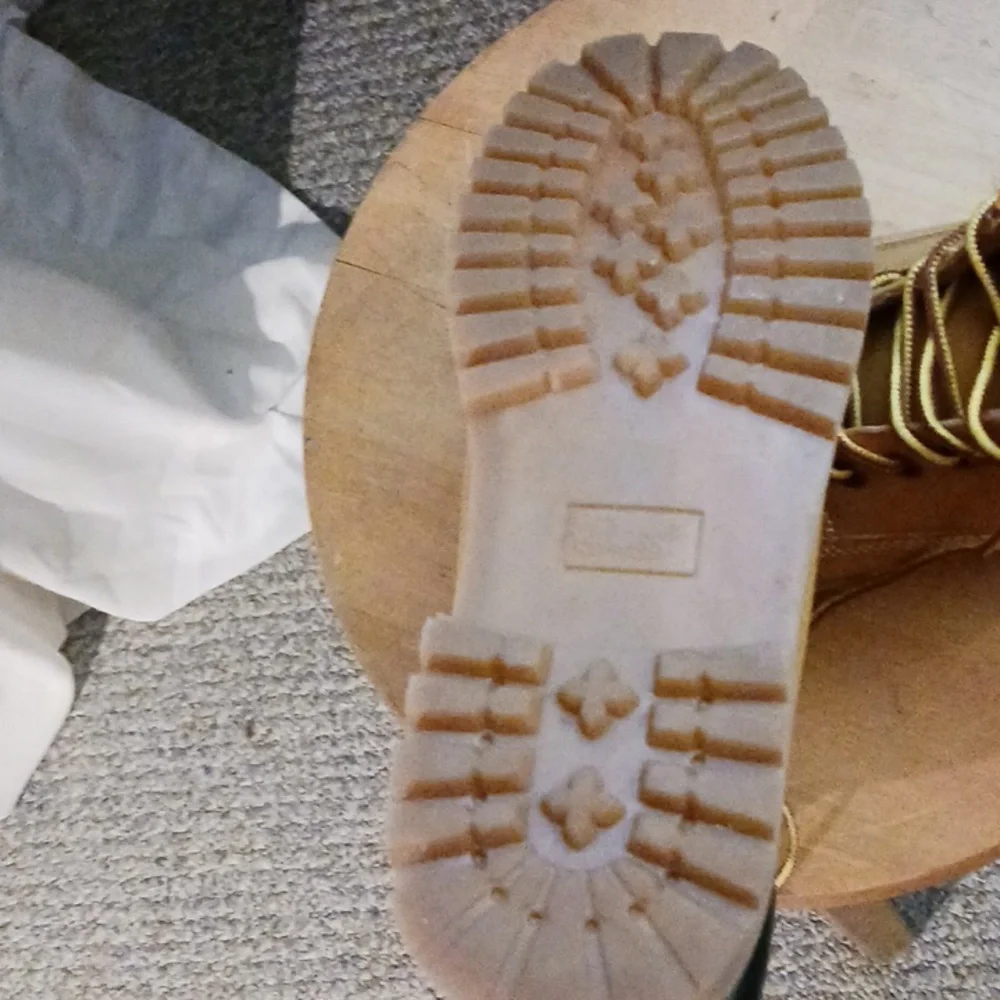 Work boots - Picture 4 of 4